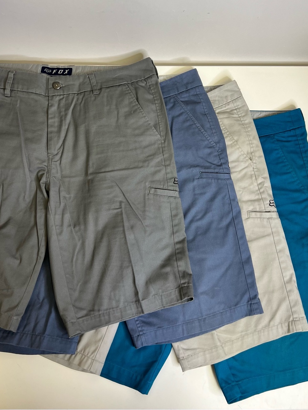 Fox Lot of 4 Fox Racing Essex Mens Solid Shorts 19041-108-36 USA
